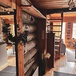 Apartmán Pikkukelo - Doorstep Bus - Sauna - Traditional Log