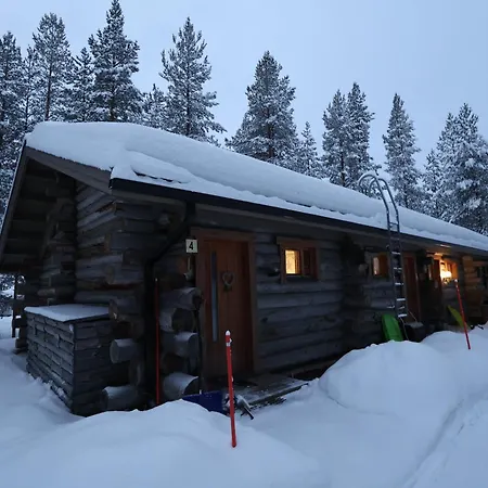 Pikkukelo - Doorstep Bus - Sauna - Traditional Log